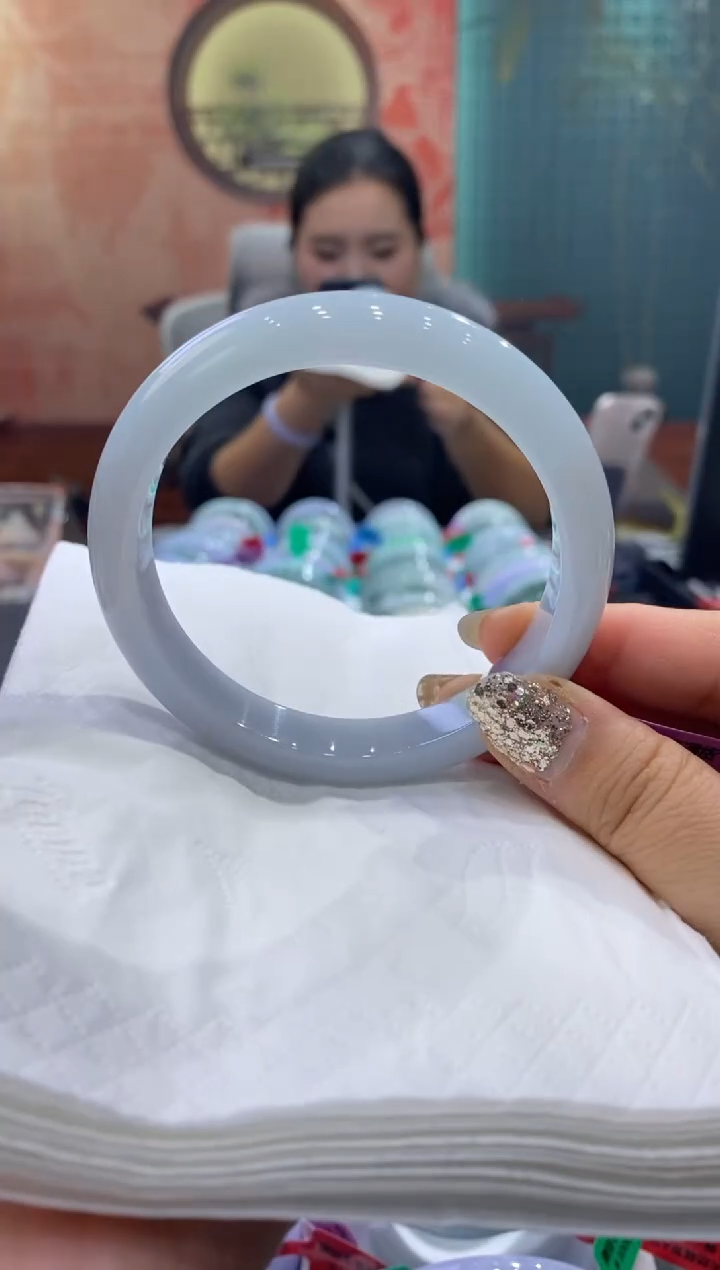 未镶嵌手镯翡翠多人00010473