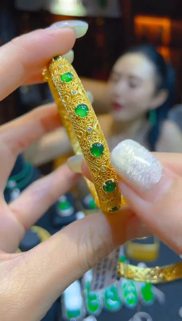 翡翠手镯银S925镶嵌天然A货翡翠手镯/138641