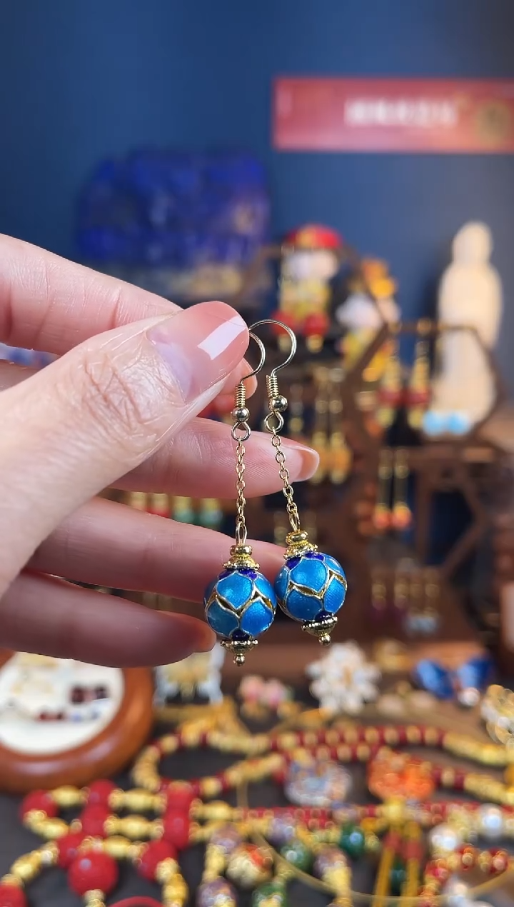 【闪购商品】蓝色莲花珐琅耳钩