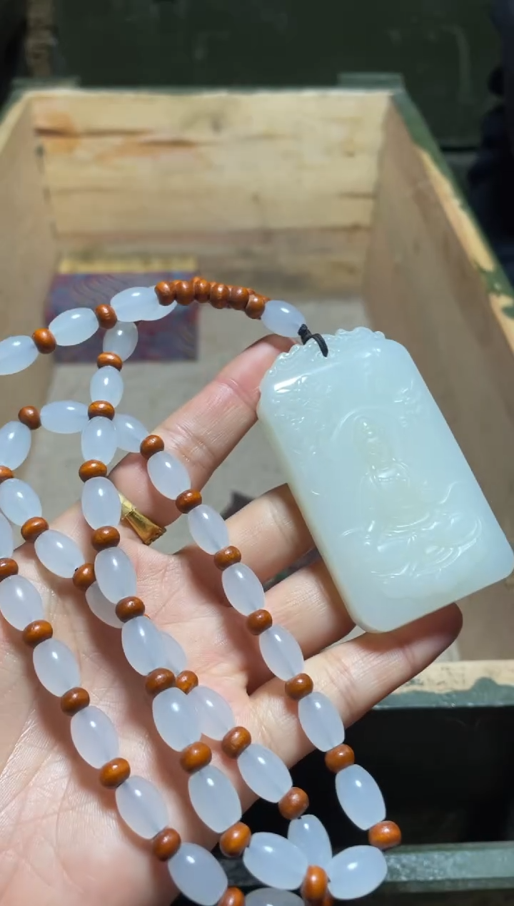 【闪购商品】双面工山水观音1件