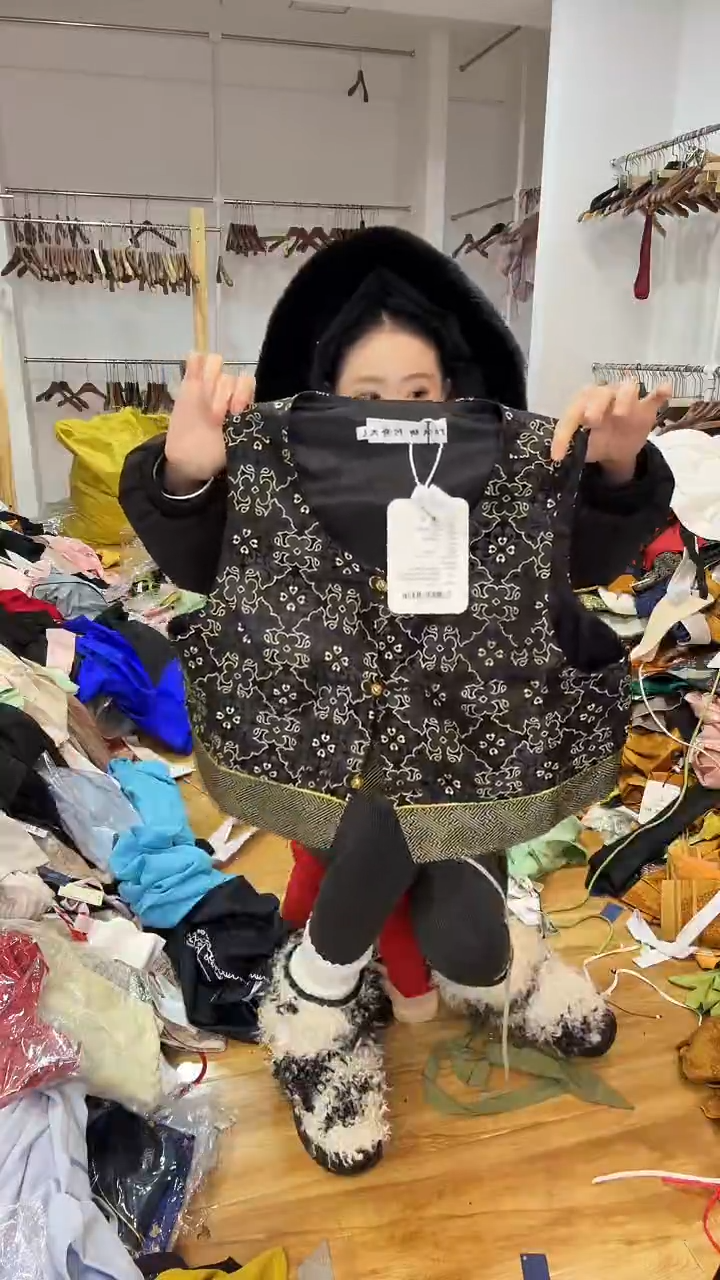 L码        105-115斤   马甲