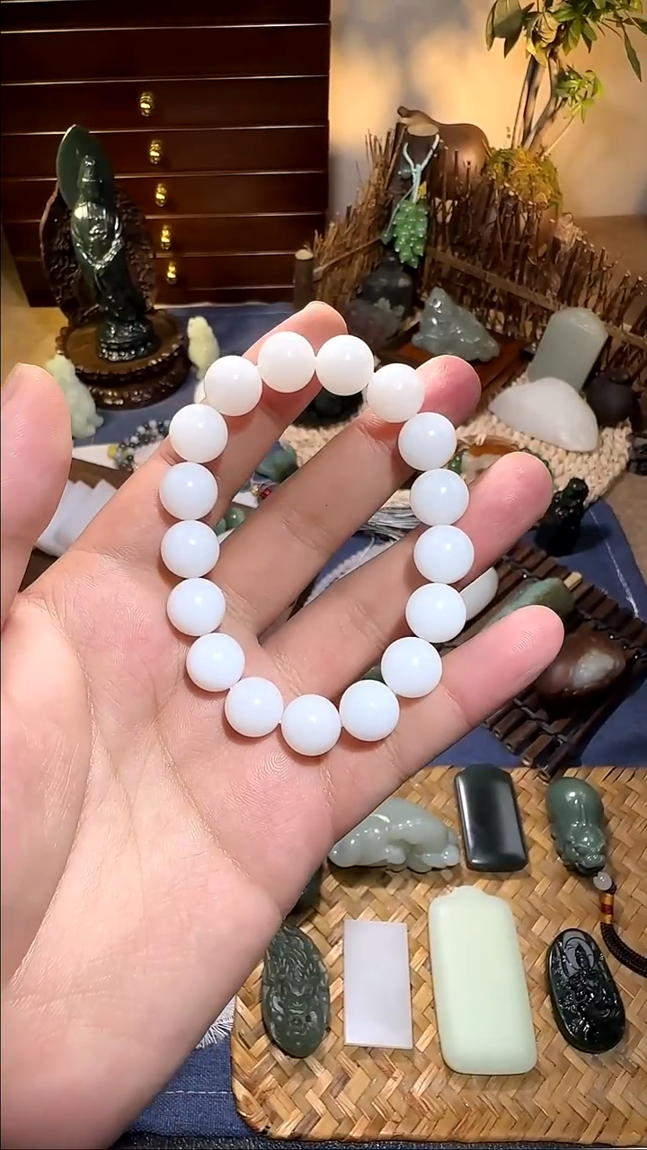 颈饰未镶嵌和田玉雨*1