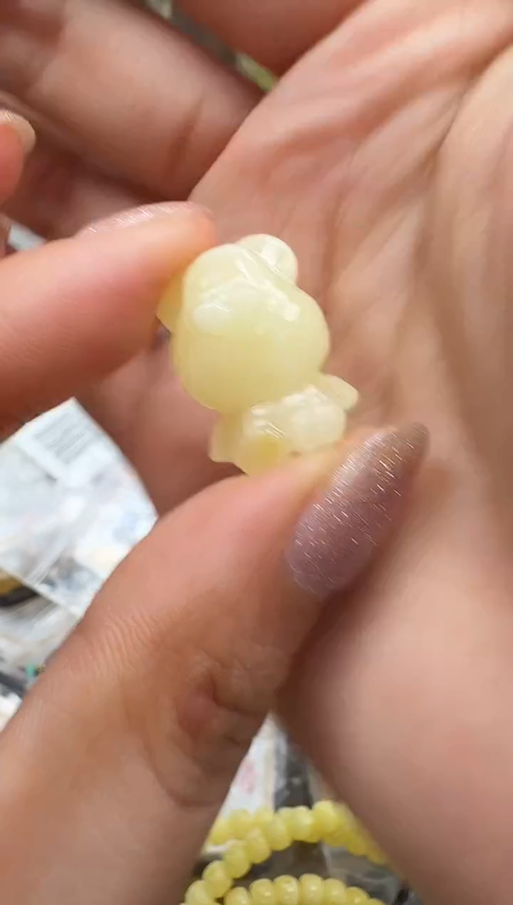 裸石琥珀未镶嵌如图