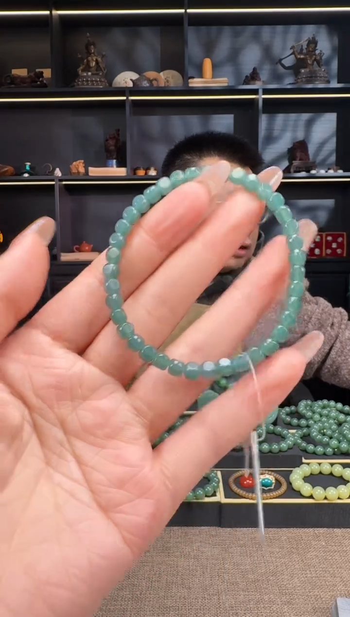 【闪购商品】翡翠手链未镶嵌方糖手串
