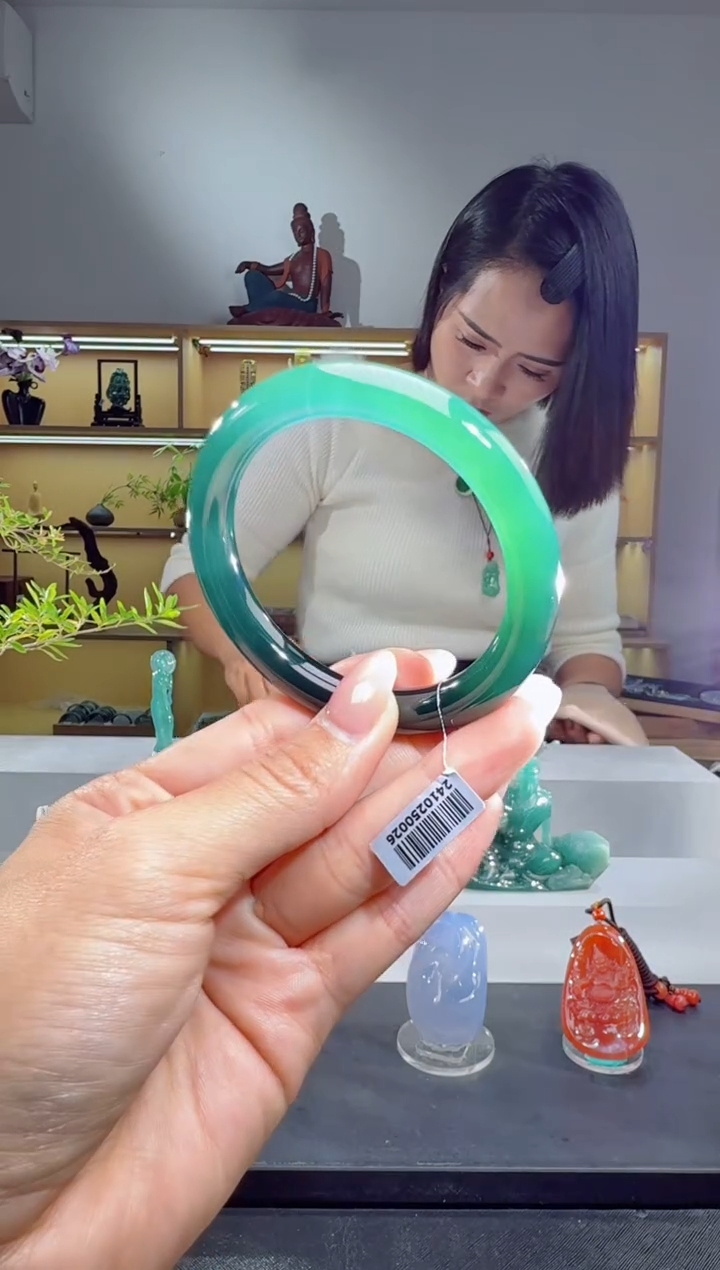 未镶嵌手镯翡翠54圈