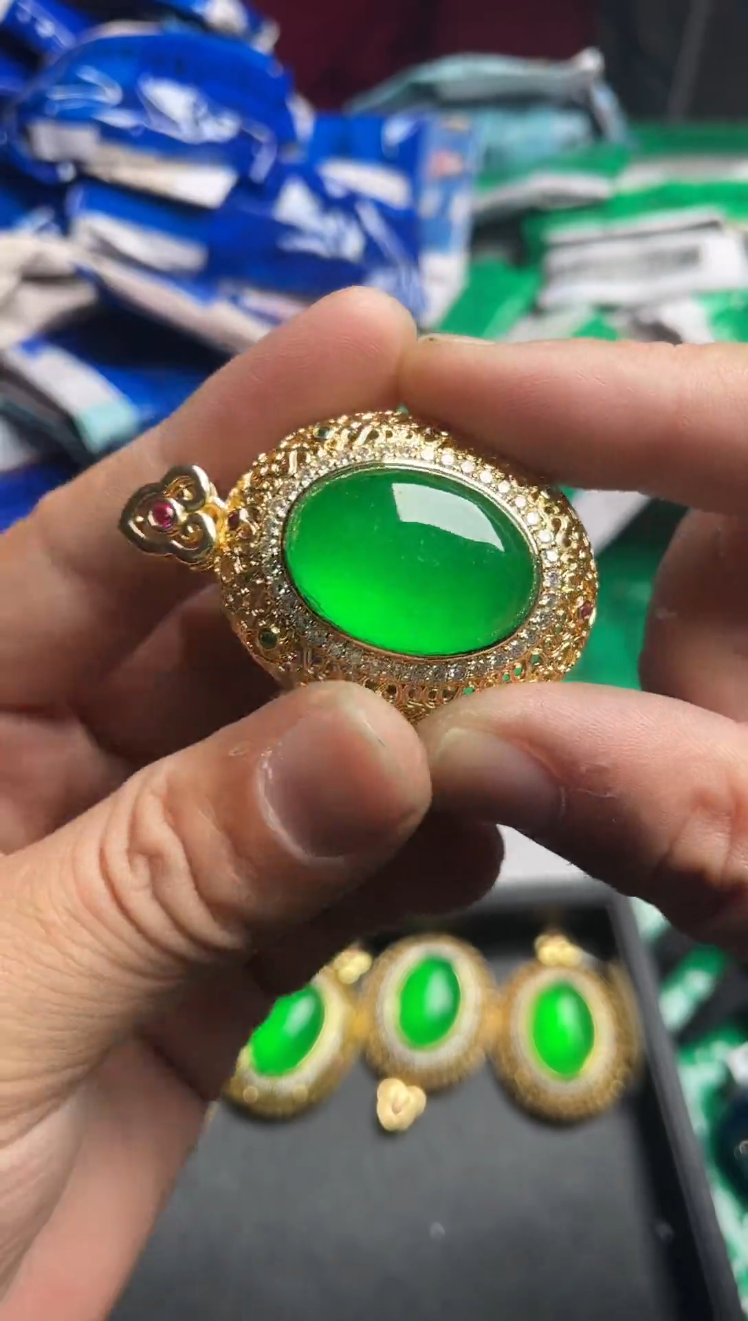 强子收货--所见即所得--多样性发货--HFH2113绿色大蛋面