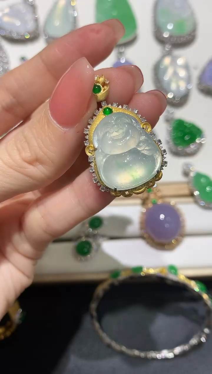 【闪购商品】翡翠吊坠(不含链)18K金镶嵌团购4