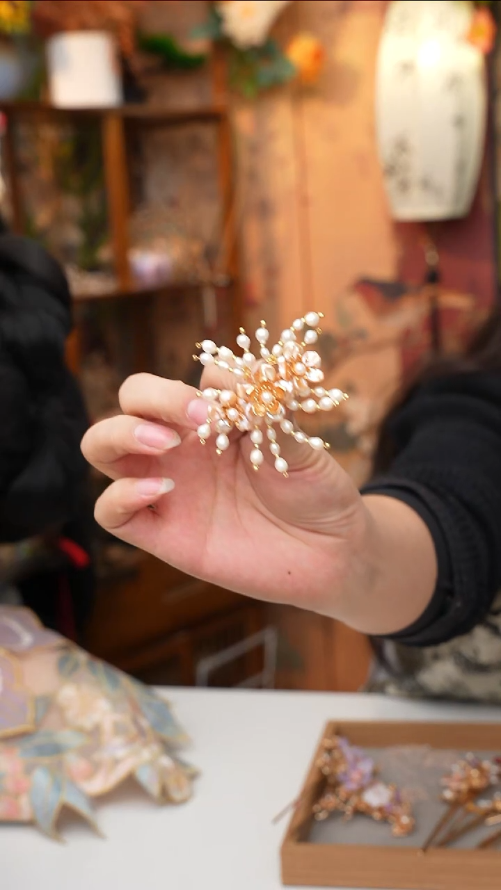 铜合金无锦簪阁绒花孤孤