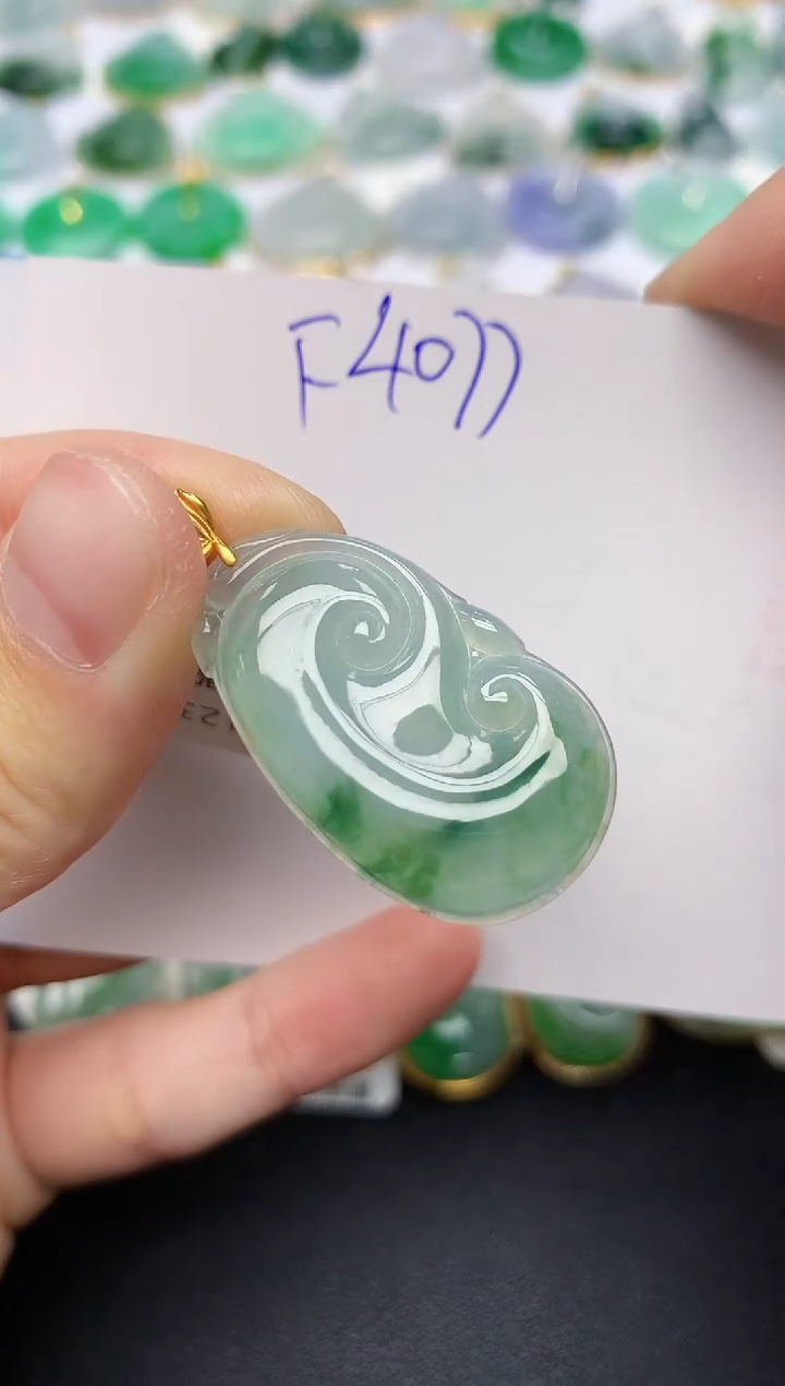 颈饰18K金镶嵌翡翠天然缅甸A货翡翠百元以上9元证书费自理