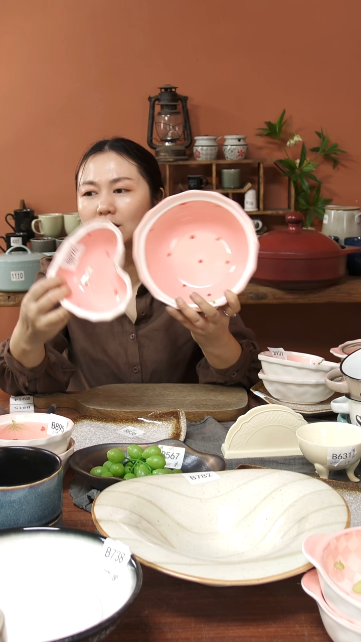 陶瓷B 896陶瓷粉色桃心碗加大碗2件套微瑕