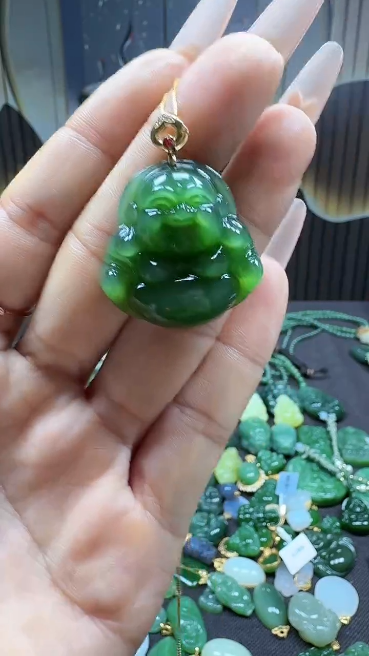 和田玉18K金镶嵌挂件1