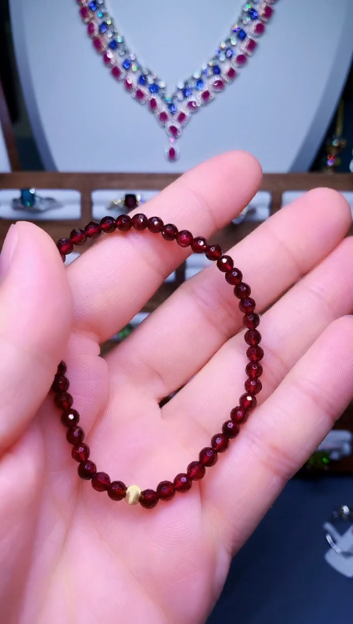 【闪购商品】石榴石手串未镶嵌............