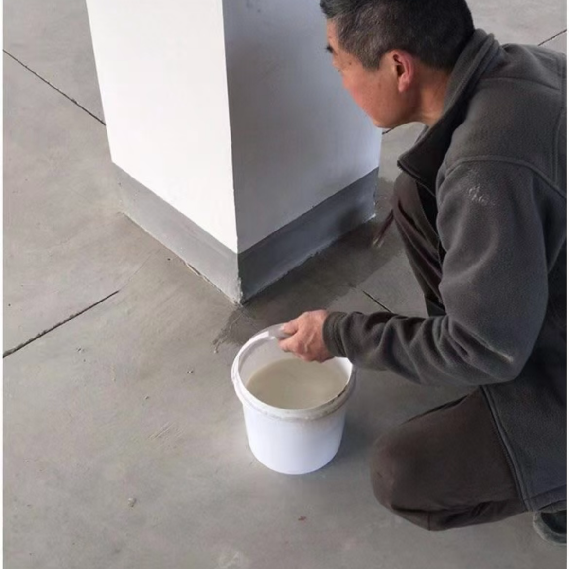 透明底漆双组份聚氨酯底漆水泥地面漆地板漆油漆辅料漆耐久