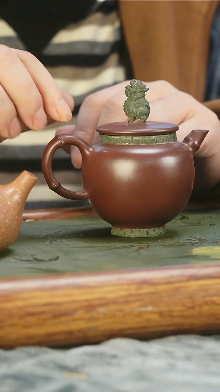 茶壶紫砂朱泥瑞兽圆珠