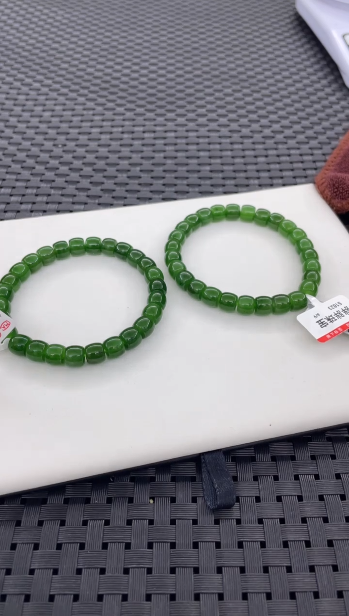 手串未镶嵌和田玉微矿点（多样性发一件）S1823