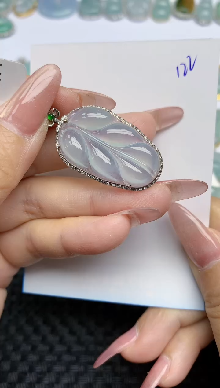 【闪购商品】翡翠颈饰18K金镶嵌天然A货翡翠