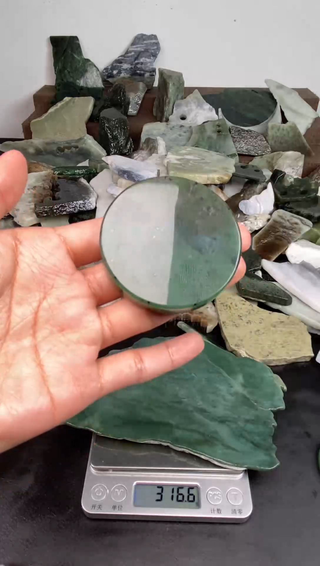 未镶嵌和田玉摆件45