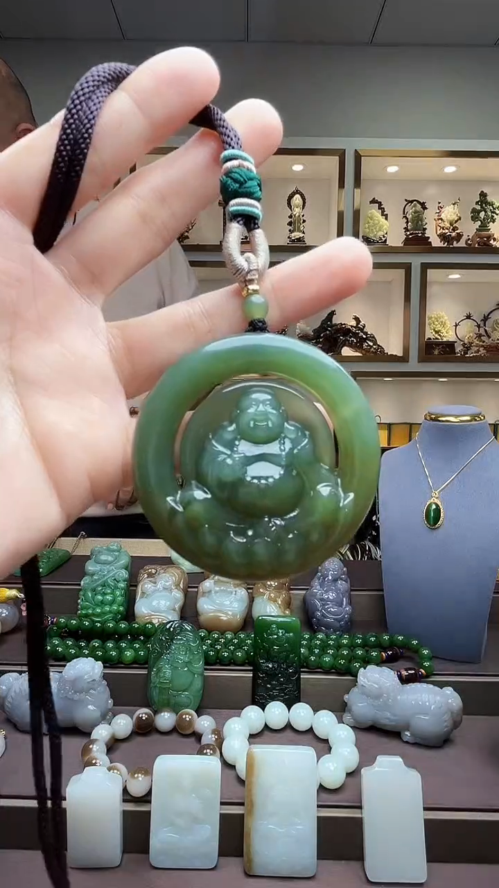 【闪购商品】和田玉颈饰未镶嵌苏