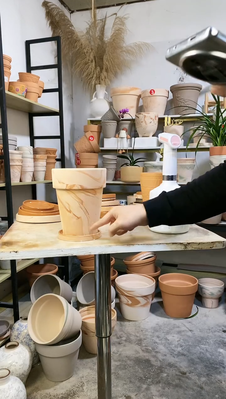 【闪购商品】陶15*18玛奇朵反比例 1盆1托