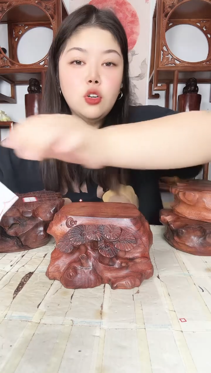 非洲紫檀（红花梨）尘***.115