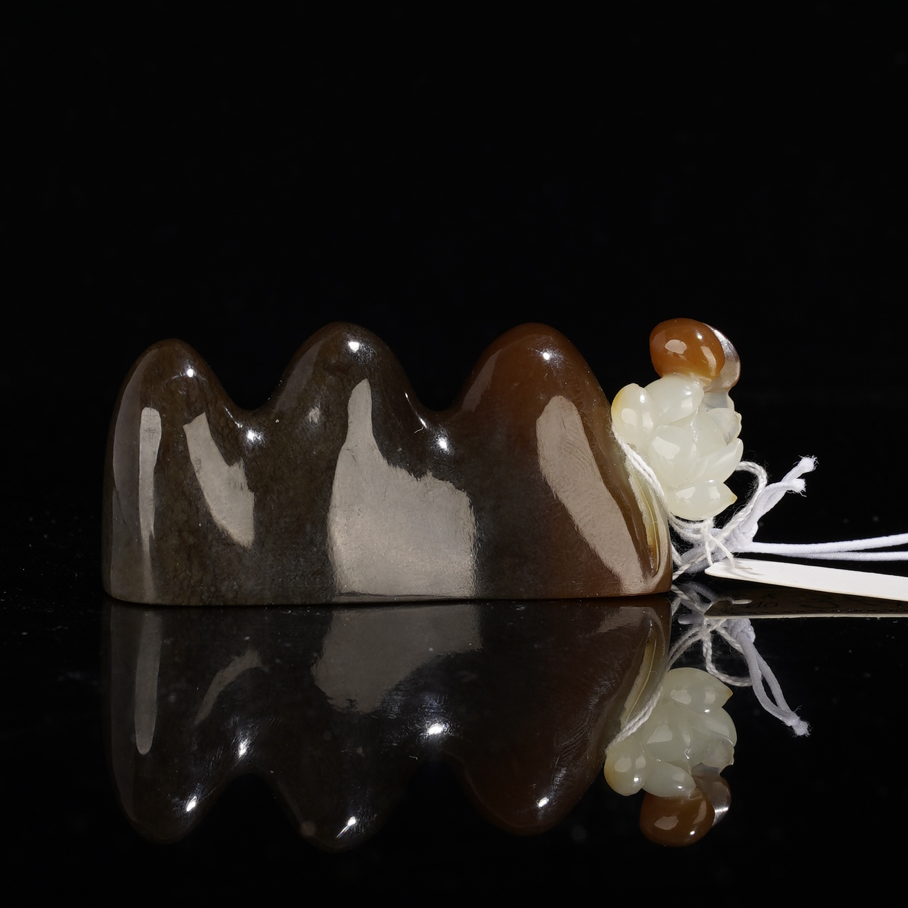 XW03835二十世纪和田玉笔搁