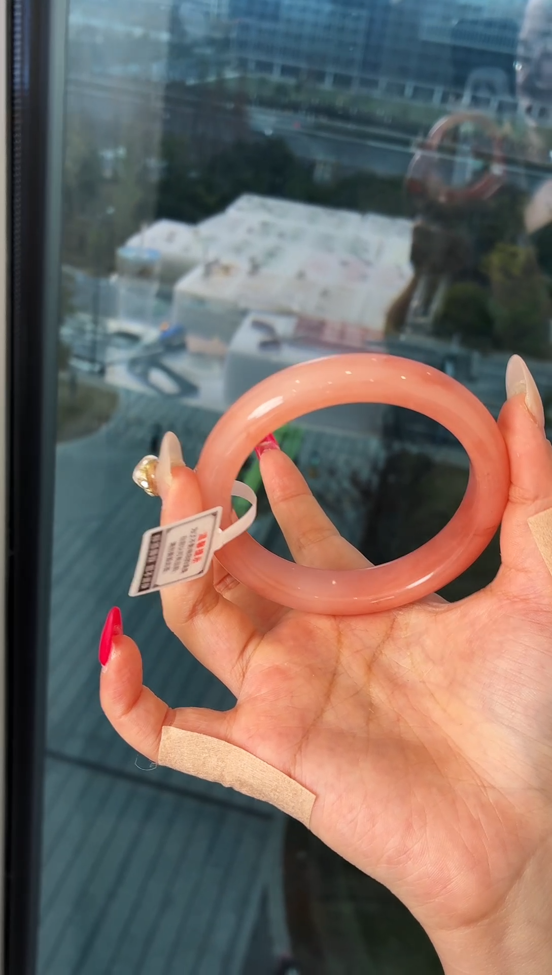 未镶嵌手镯石英质玉97.60