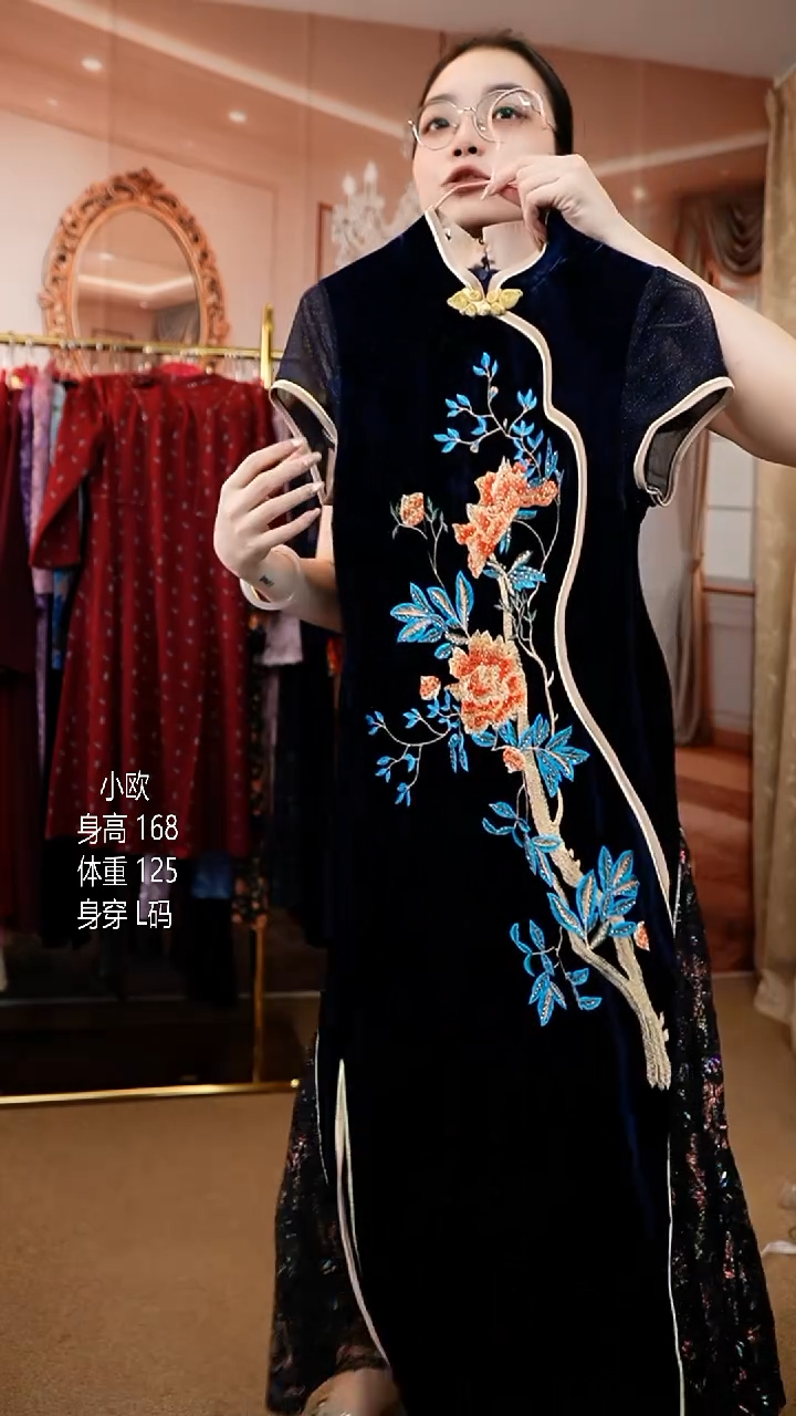 挂脖款125斤以内能穿