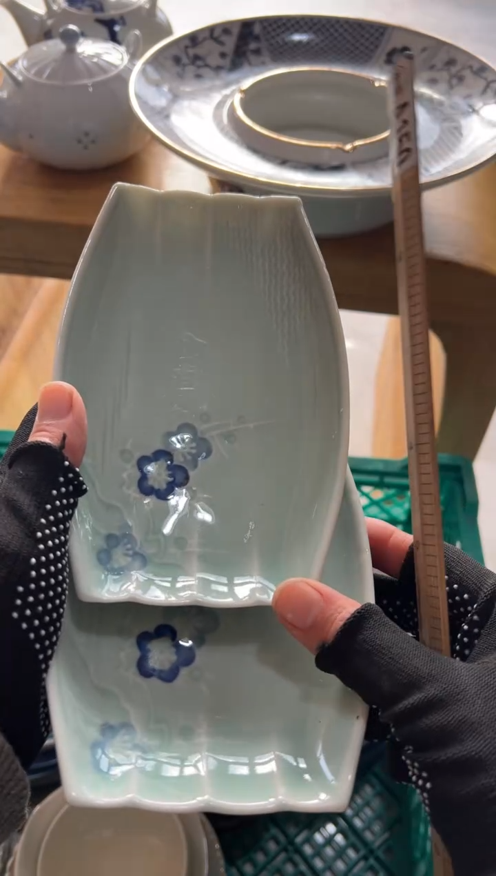 左*左左   中古商品默认瑕疵完美主义慎拍