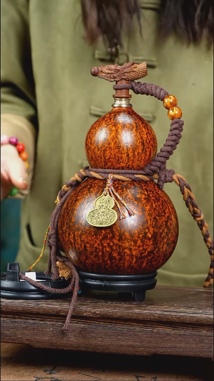 YV052精品藏绳款天然酒葫芦（一物一拍）