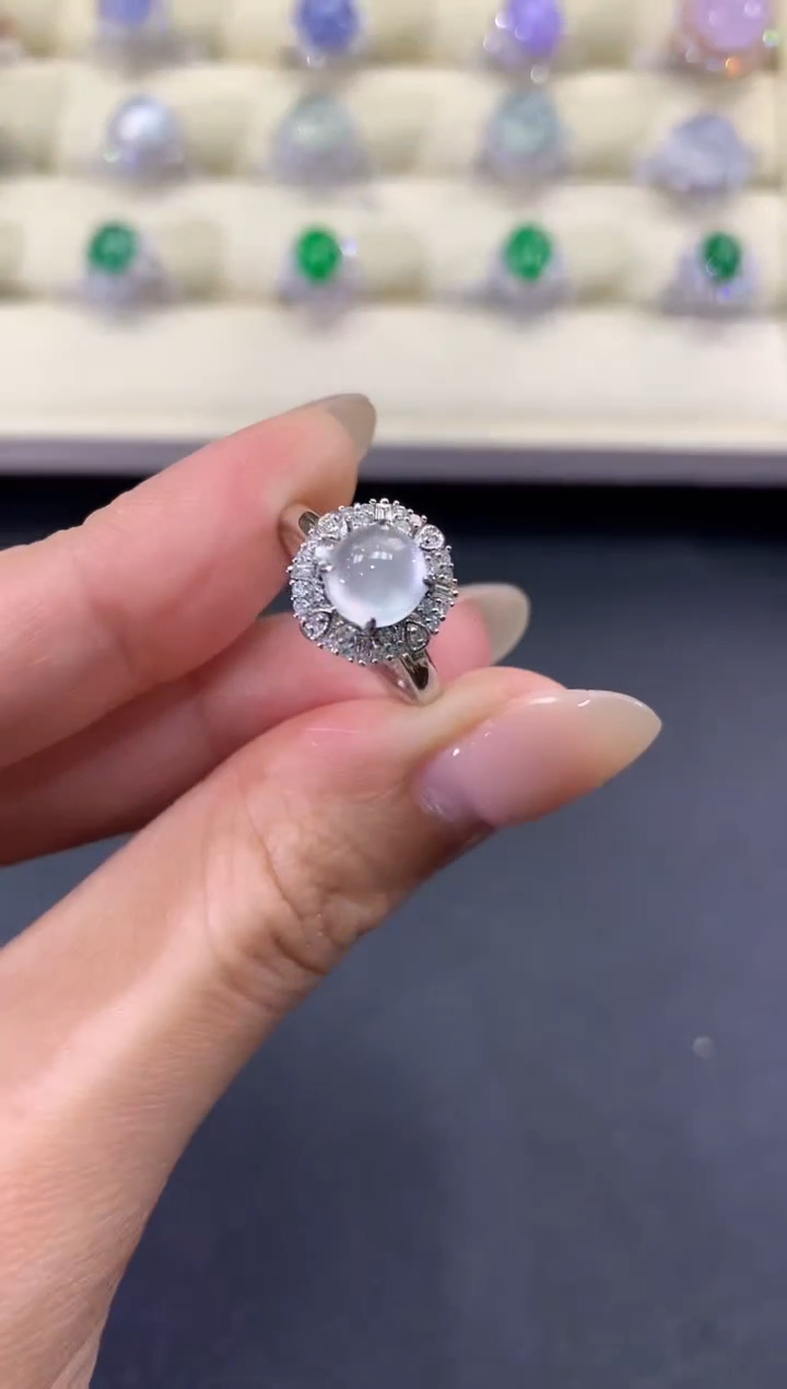 【闪购商品】翡翠戒指18K金镶嵌a78         