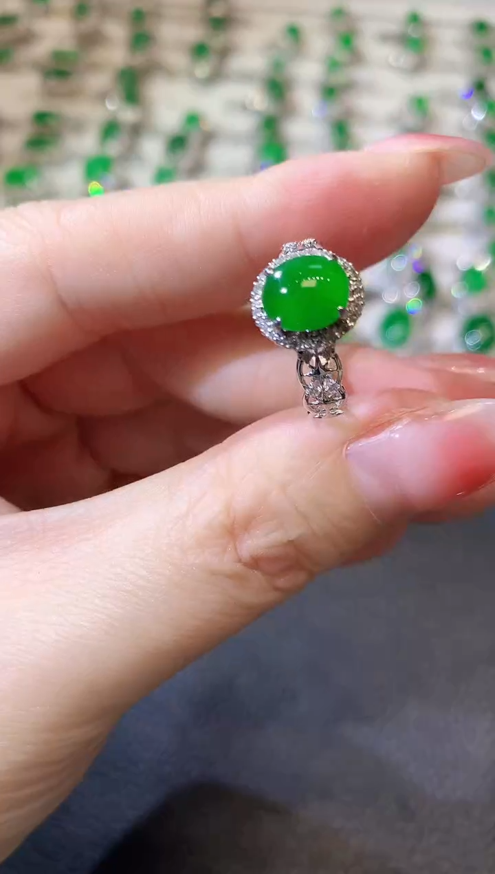 【闪购商品】翡翠戒指18K金镶嵌A22 翡翠