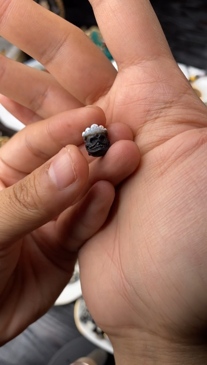 未镶嵌珠子玛瑙/玉髓昵***置雕刻珠子