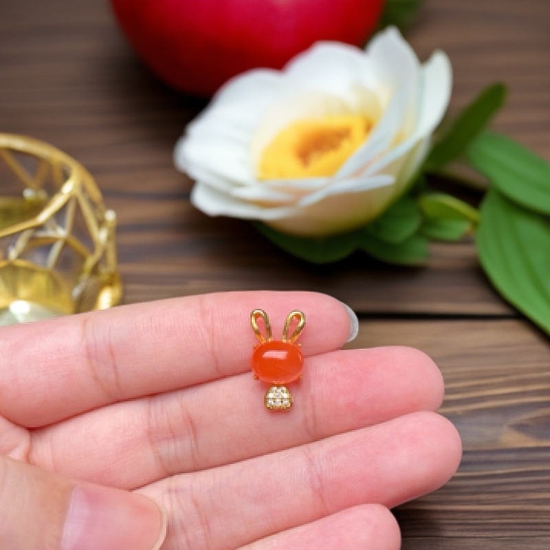 天然南红玛瑙小兔子女款小吊坠