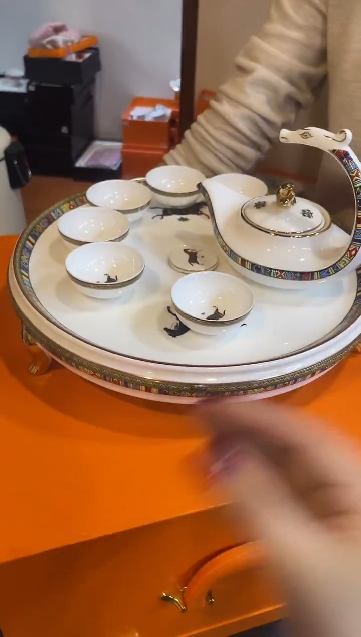 杯鸿辉家品牌瓷器，京东包邮！