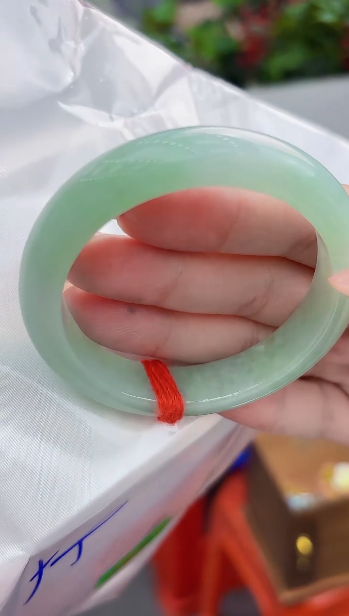 【闪购商品】翡翠手镯未镶嵌翡翠手镯