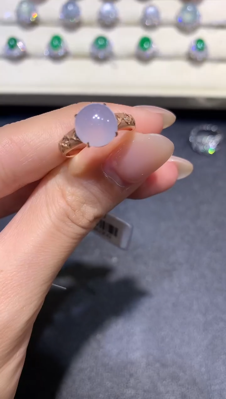 【闪购商品】翡翠戒指18K金镶嵌a56        
