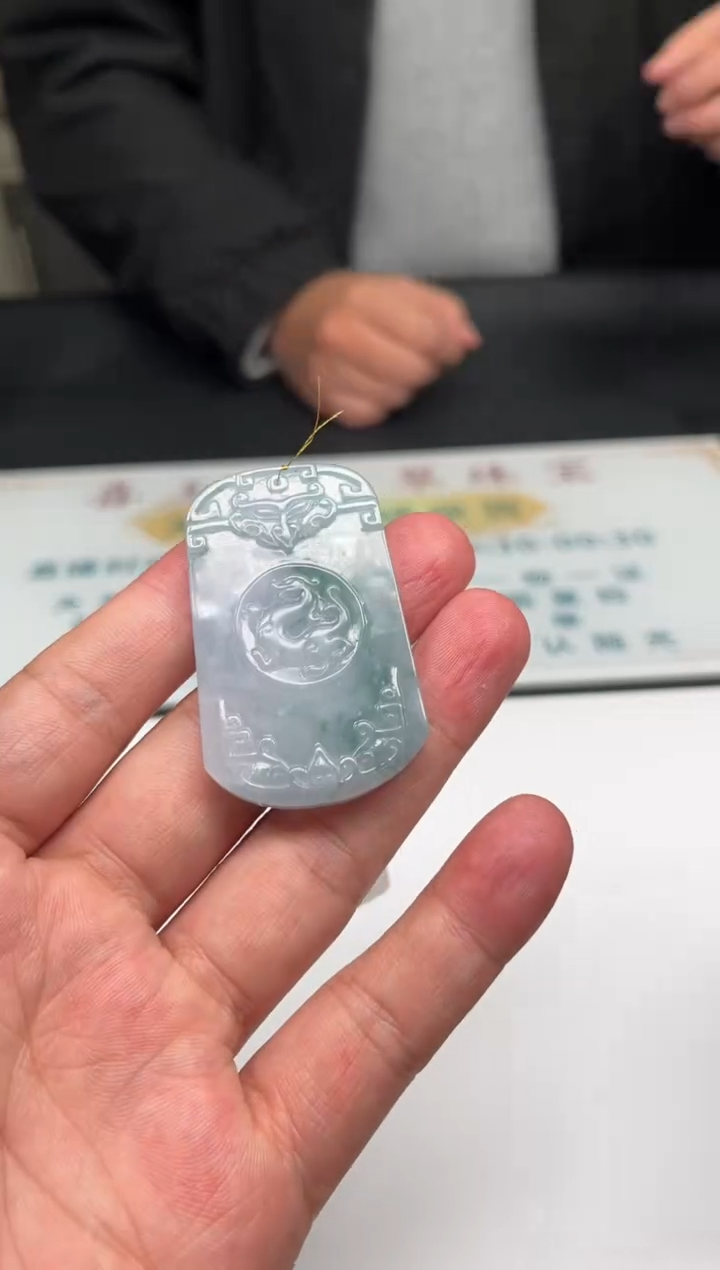 【闪购商品】翡翠颈饰未镶嵌翡翠