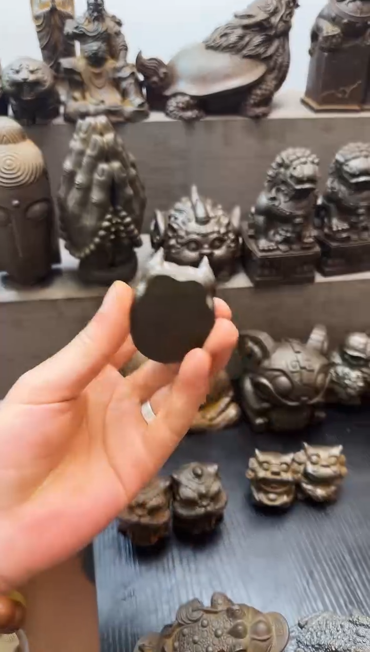 铁实心铁艺摆件~~狗头（黑色）