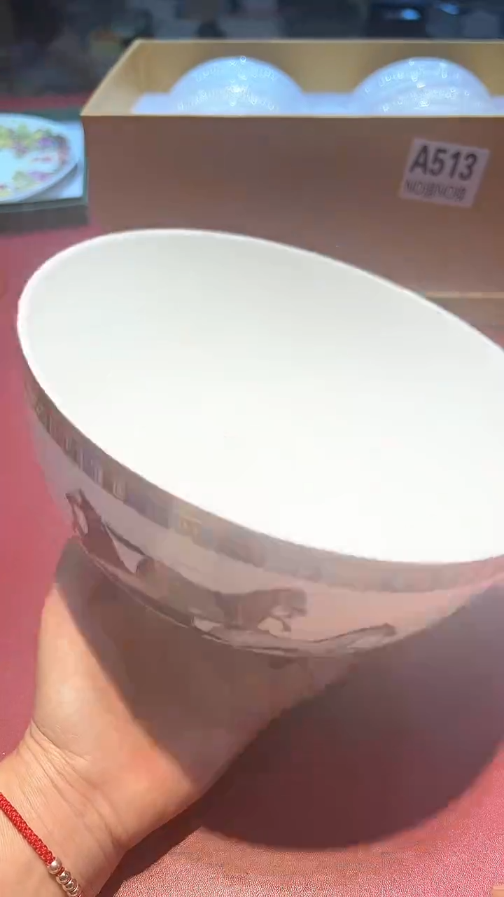 【闪购商品】瓷片锅碗瓢盆一件不剩