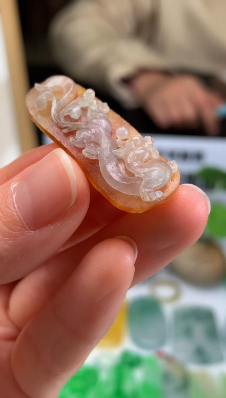 【闪购商品】定制翡翠未镶嵌吊坠-86495