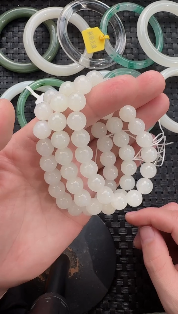 颈饰未镶嵌和田玉10mm手串(多样性发货拍一发一）