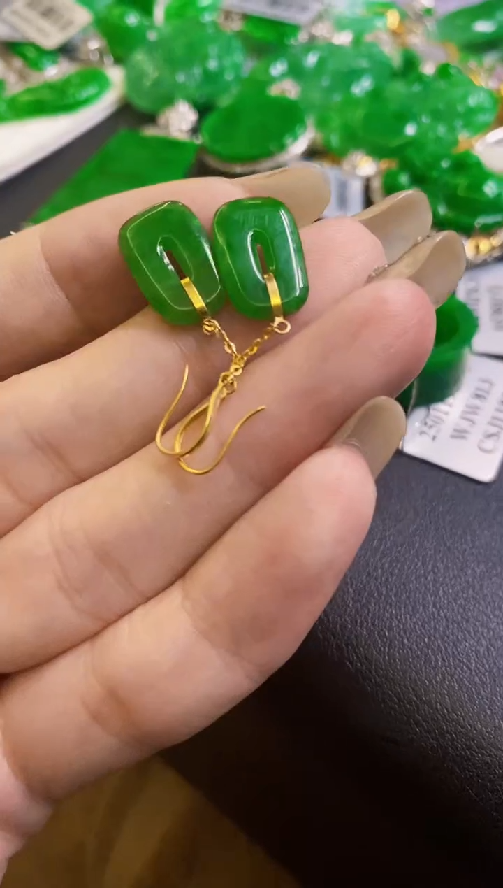 【闪购商品】定制翡翠18K金镶嵌耳