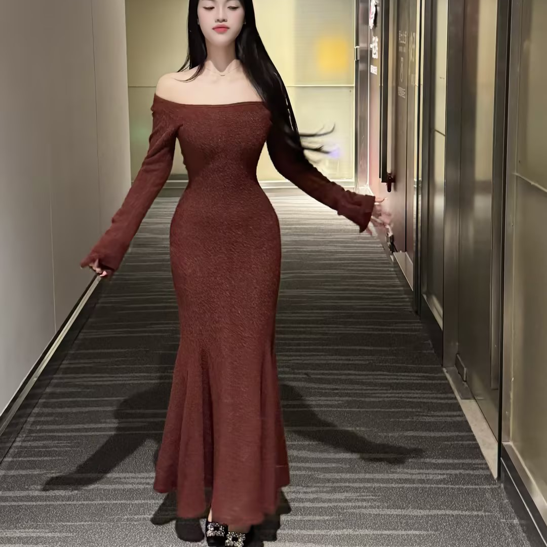 LHMknk1画报夫人原创自制秋冬温柔连衣裙 砖红色绒面步步生莲