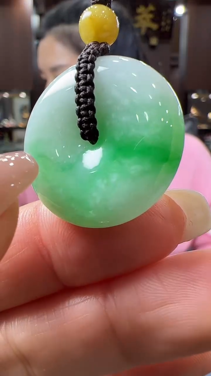 【闪购商品】翡翠挂件未镶嵌平安扣