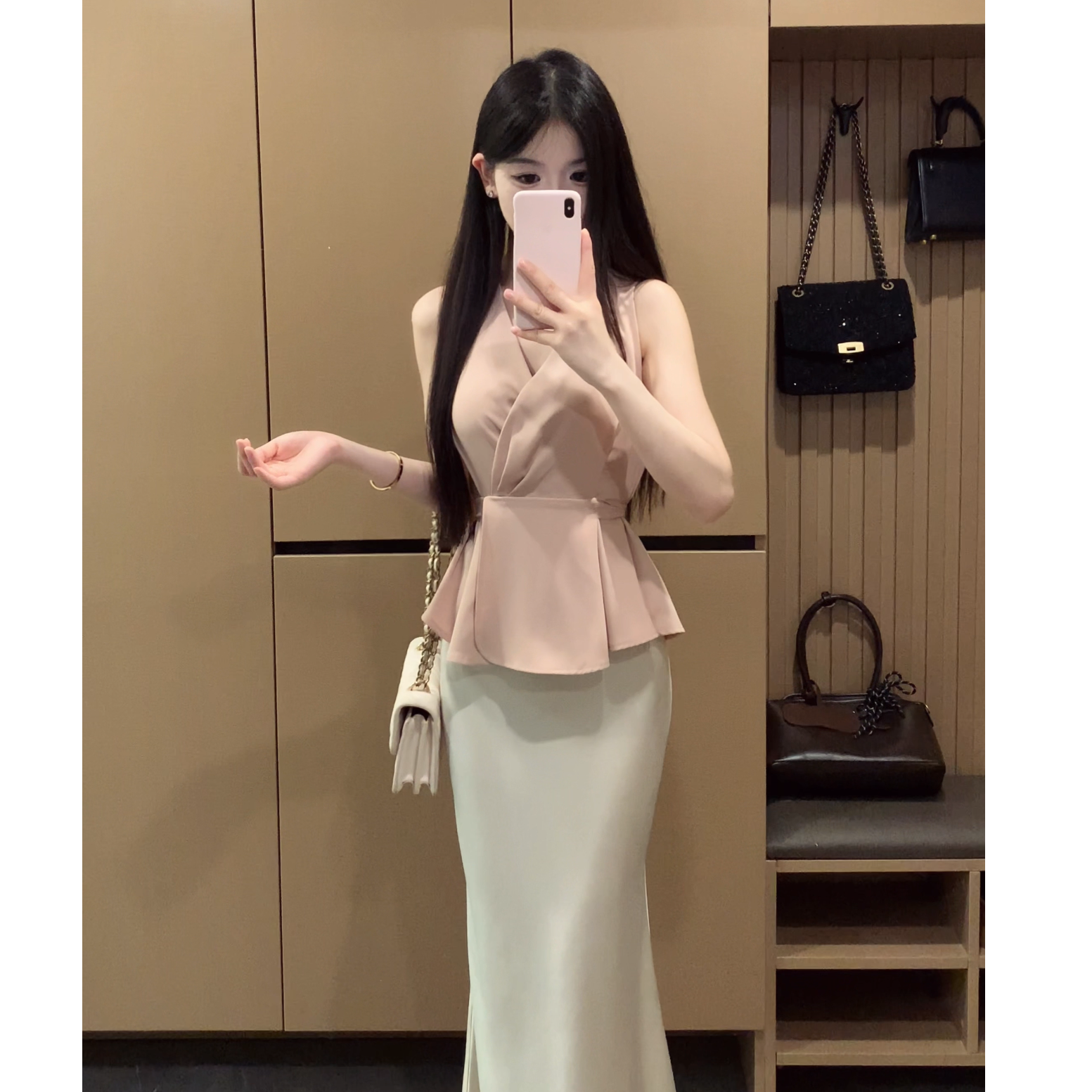 【夏日佳人】夏季新款气质V领无袖挂脖背心显瘦百搭上衣XY-190