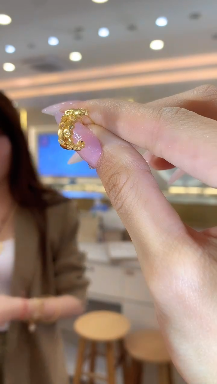 【闪购商品】18K金耳饰耳饰               