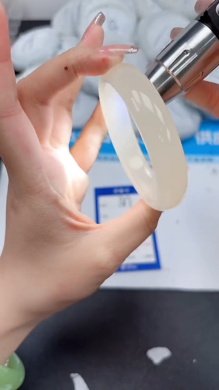 未镶嵌手镯石英质玉317/5859