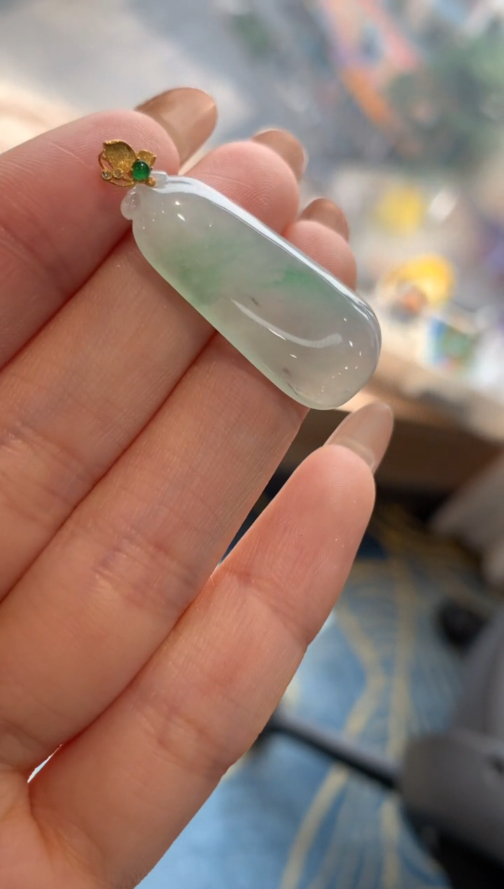 【闪购商品】翡翠吊坠(不含链)18K金镶嵌福瓜