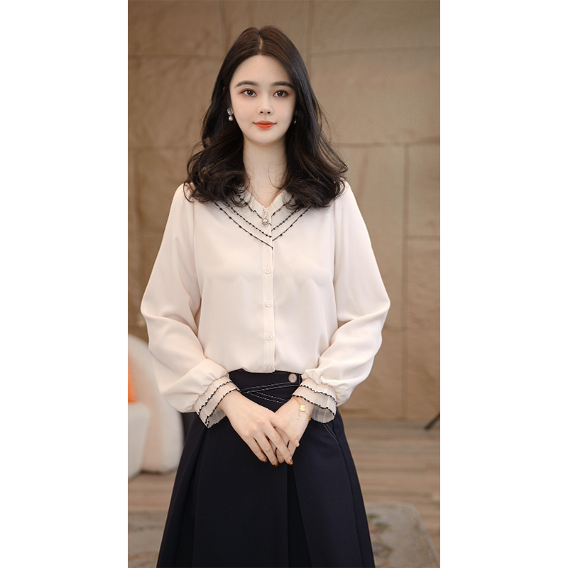 【小陈甄选】流光风8591322A米色曼贝衬衫女士高级显瘦气质衬衣