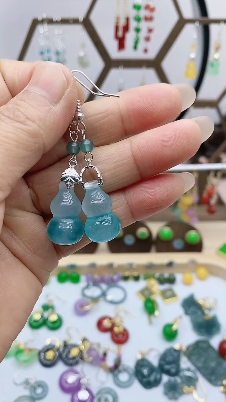 未镶嵌石英质玉（天山翠）耳饰219